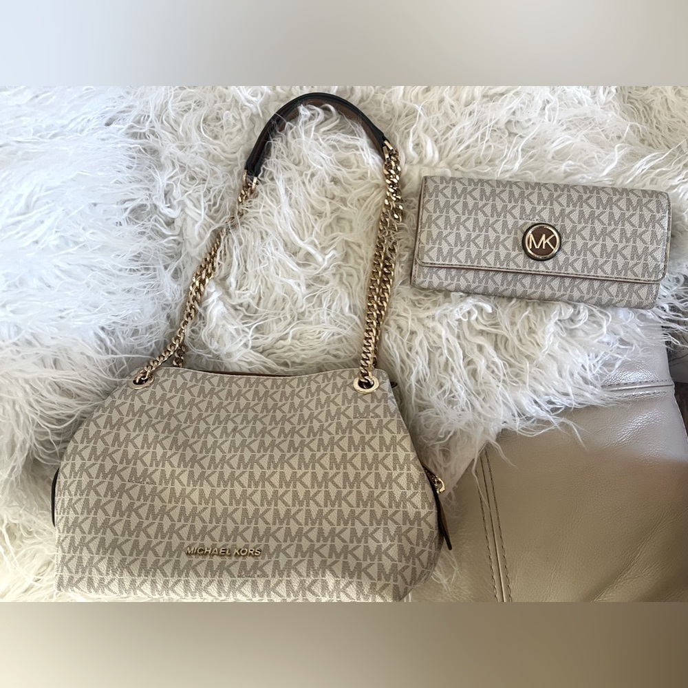 Michael Kors Purse and Wallet
